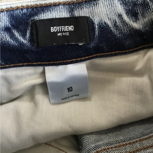 Express Mid Rise Medium Wash Ripped Boyfriend Jeans NWT size 10 - Picture 7 of 8